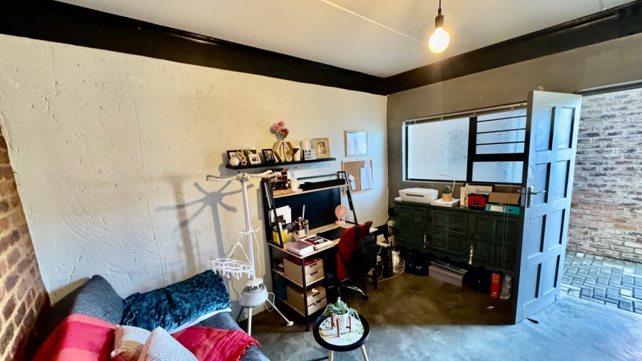 1 Bedroom Property for Sale in Die Bult North West